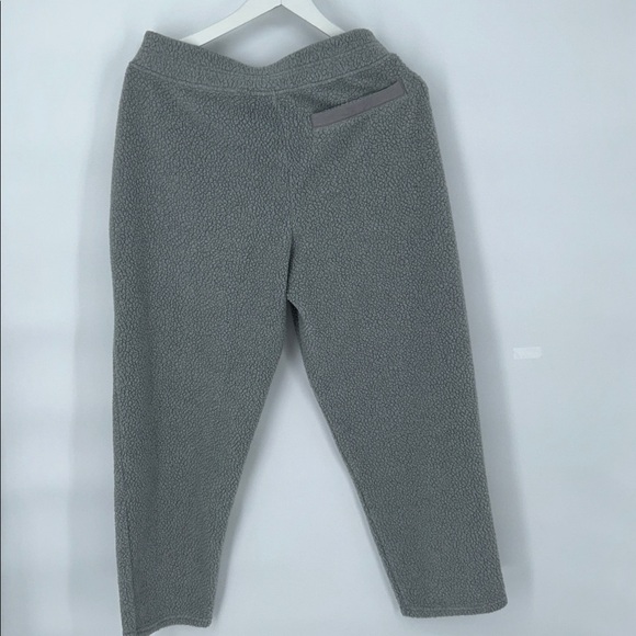 Patagonia Women's Size Medium Gray Polyester Sherpa Pile Synchilla Sweatpants - Picture 3 of 13